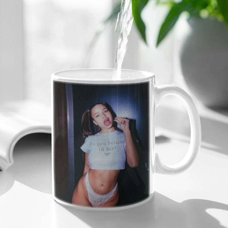 Singer Emilia Mernes mp3 Vintage Ceramic Mugs Coffee Cups Milk Tea Cup ins Oatmeal Breakfast Mug Drinkware Kitchen