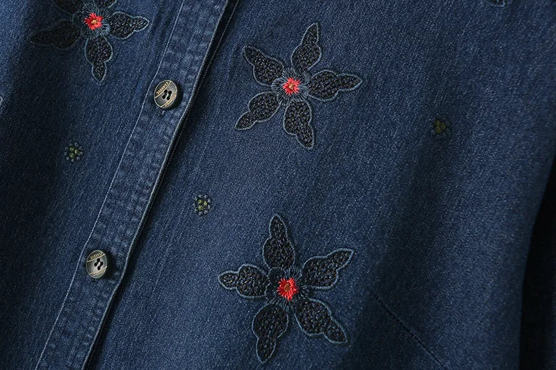 Women's Loose Denim Long Sleeve Shirt, Five-Petal Flower Embroidered Coat, Plus Size, Spring and Autumn, New, 8932